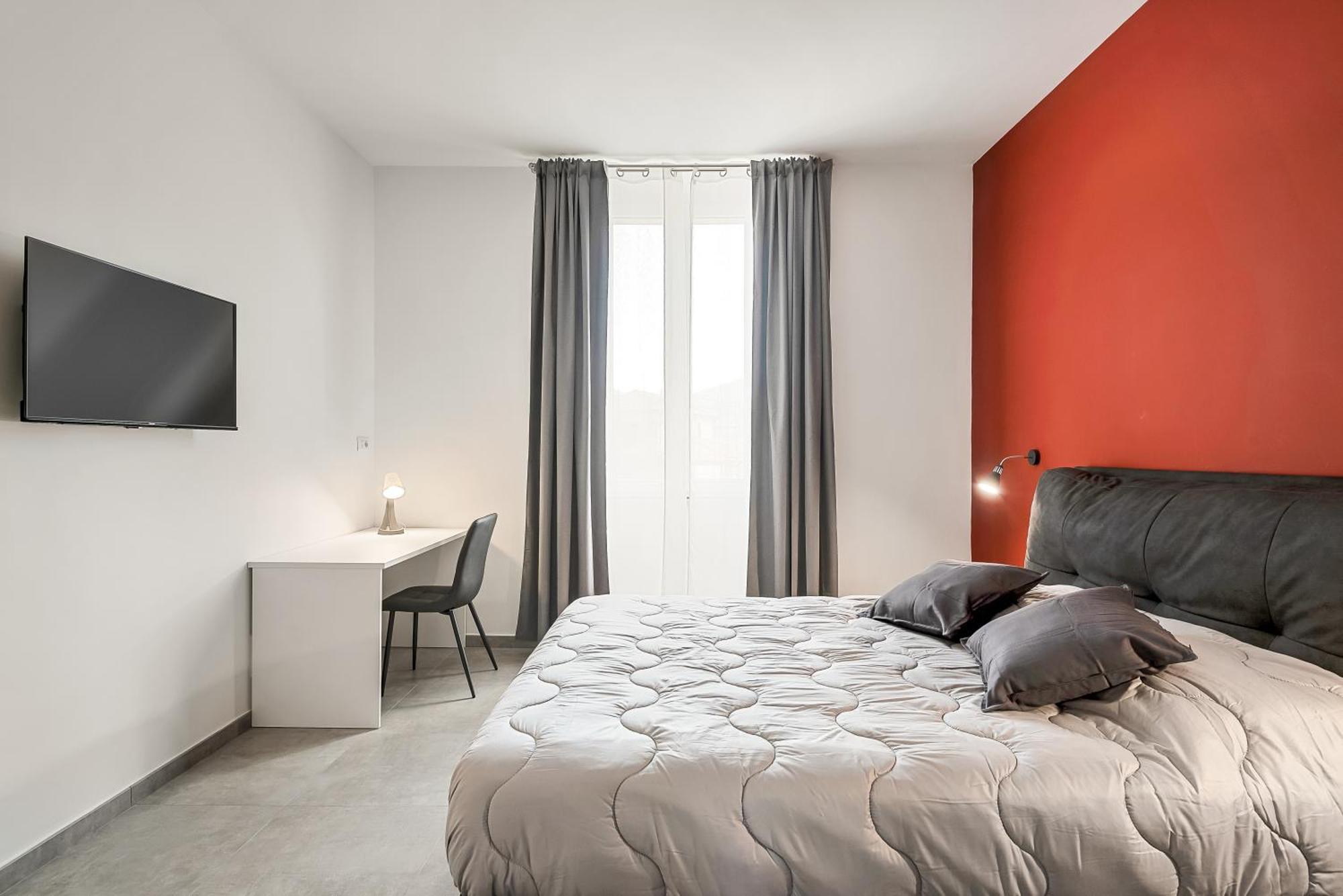 Home 501 Guest House - Специя Екстериор снимка